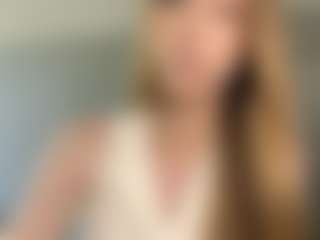 LaraeThurrell's Live Sex Cam Show