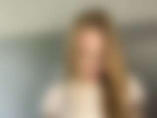 LaraeThurrell's Live Sex Cam Show