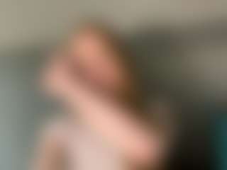LaraeThurrell's Live Sex Cam Show