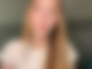 LaraeThurrell's Live Sex Cam Show