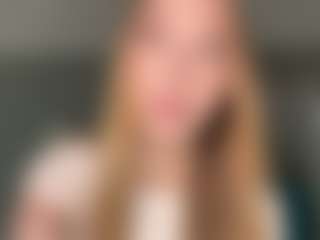 LaraeThurrell's Live Sex Cam Show
