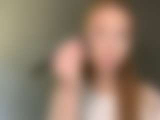 LaraeThurrell's Live Sex Cam Show