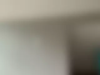 LaraeThurrell's Live Sex Cam Show