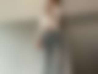 LaraeThurrell's Live Sex Cam Show