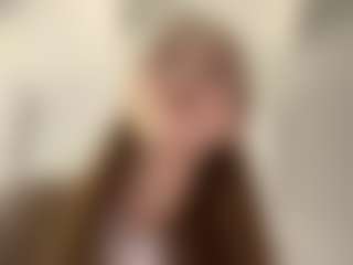 LaraeThurrell's Live Sex Cam Show