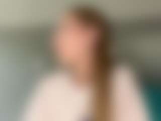 LaraeThurrell's Live Sex Cam Show