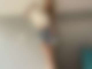 LaraeThurrell's Live Sex Cam Show