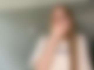 LaraeThurrell's Live Sex Cam Show