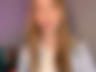 LaraeThurrell's Live Sex Cam Show