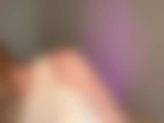 LaraeThurrell's Live Sex Cam Show