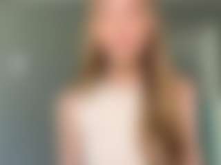 LaraeThurrell's Live Sex Cam Show