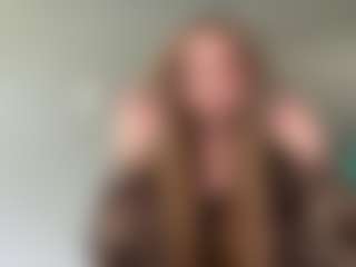 Live cam show with LaraeThurrell - Role Play on TeamSkeetLive