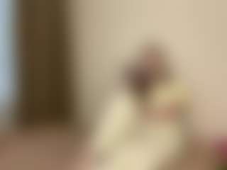 Live cam show with LaraeThurrell - Joi on Streamer API