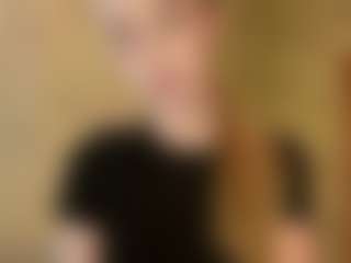 LaraeThurrell's Live Sex Cam Show