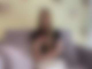 Live cam show with LaraeThurrell - Drinking on Camsoda