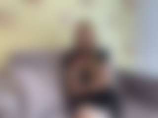 LaraeThurrell's Live Sex Cam Show
