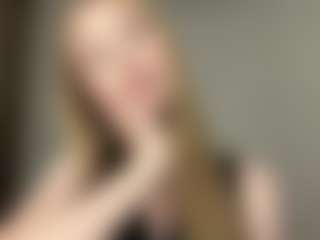 Live cam show with LaraeThurrell - Role Play on SpankPalCams