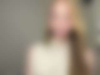 LaraeThurrell's Live Sex Cam Show