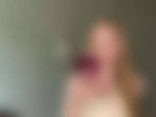LaraeThurrell's Live Sex Cam Show