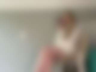 Live cam show with LaraeThurrell - Tattoos on CSO-WL