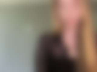 LaraeThurrell's Live Sex Cam Show