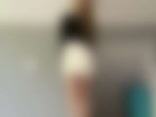 LaraeThurrell's Live Sex Cam Show