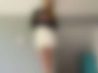LaraeThurrell's Live Sex Cam Show