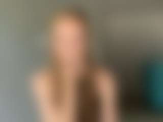 LaraeThurrell's Live Sex Cam Show