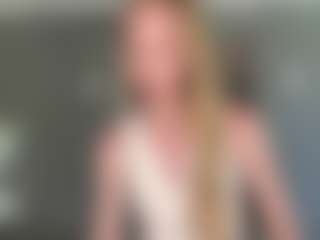Live cam show with LaraeThurrell - Yoga on TeamSkeetLive