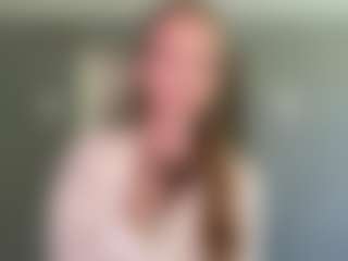 LaraeThurrell's Live Sex Cam Show