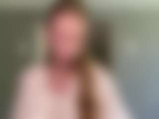 LaraeThurrell's Live Sex Cam Show