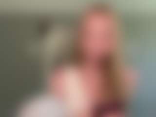 Live cam show with LaraeThurrell - Pov on Milfs Live