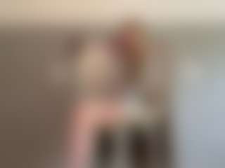 Live cam show with LaraeThurrell - Full Nudity on CSO-WL