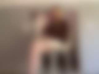 LaraeThurrell's Live Sex Cam Show