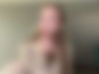 LaraeThurrell's Live Sex Cam Show