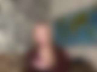 LaraeThurrell's Live Sex Cam Show