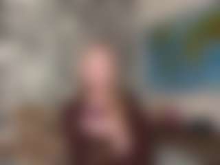 LaraeThurrell's Live Sex Cam Show