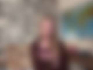 LaraeThurrell's Live Sex Cam Show