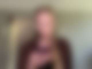 Live cam show with LaraeThurrell - Role Play on TottyGirls