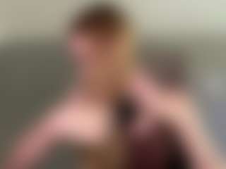 LaraeThurrell's Live Sex Cam Show