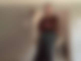 LaraeThurrell's Live Sex Cam Show