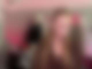 Live cam show with LaraeThurrell - Joi on Camiplay Live