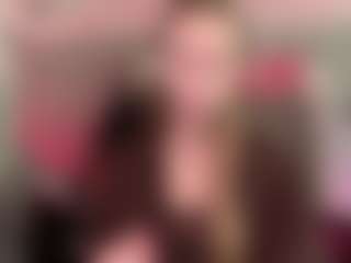 LaraeThurrell's Live Sex Cam Show