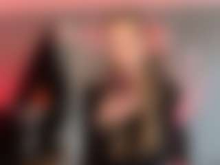 Live cam show with LaraeThurrell - Blue Eyes on Dolls Live