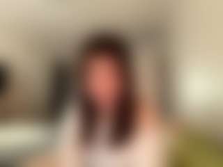 LouveniaPilati's Live Sex Cam Show
