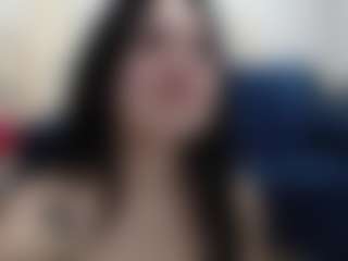 Live cam show with MelissaBahamon - Smoking on Camsoda