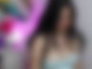 Live cam show with Melissa - Nipple Piercings on livesuperchat.net