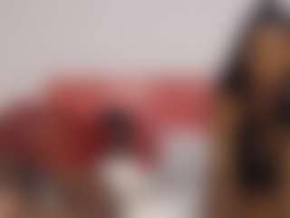 Live cam show with pinkieyew - Small Tits on chickslive.net
