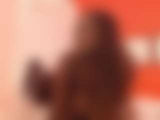 Live cam show with sheilacooper - Twerk Ebony on googirlz