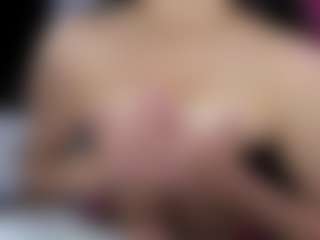 Luna's Live Sex Cam Show